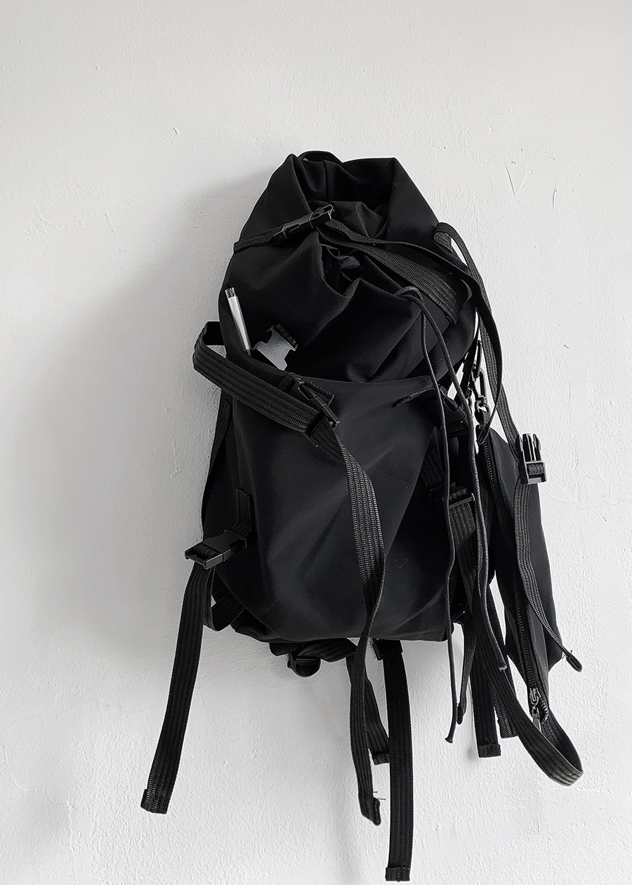milli core backpack(black !)